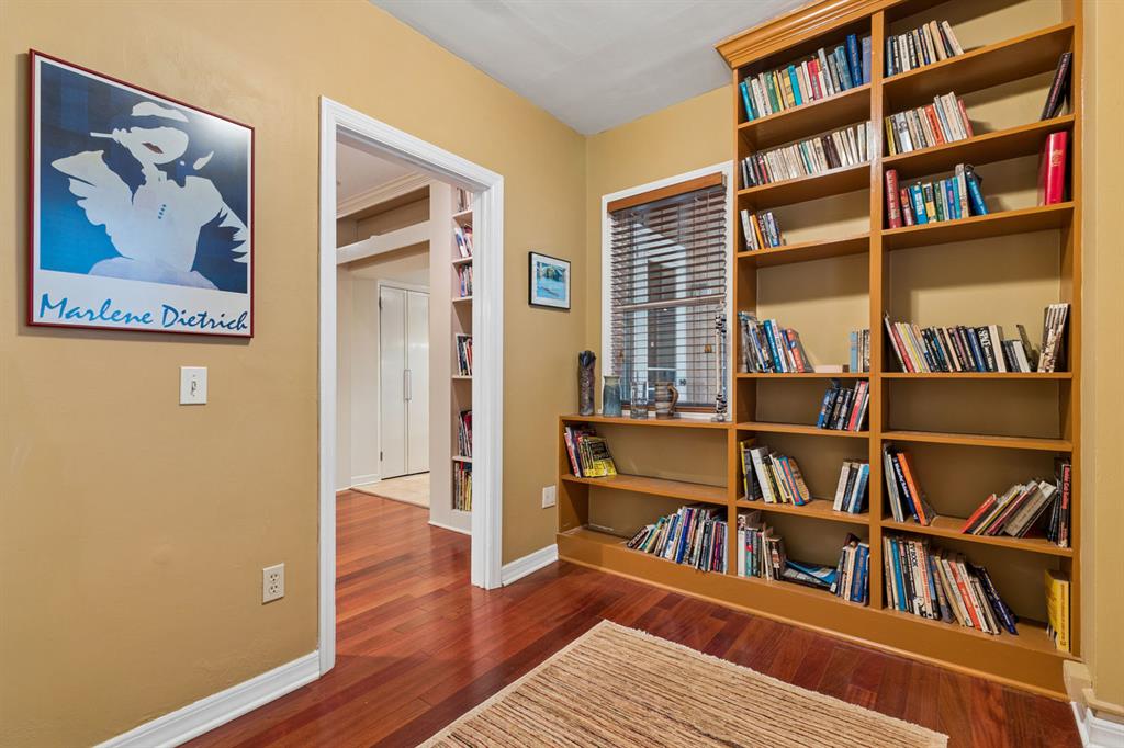 1247 Murdoch Road Pittsburgh, PA 15217 - Photo 19 of 36
