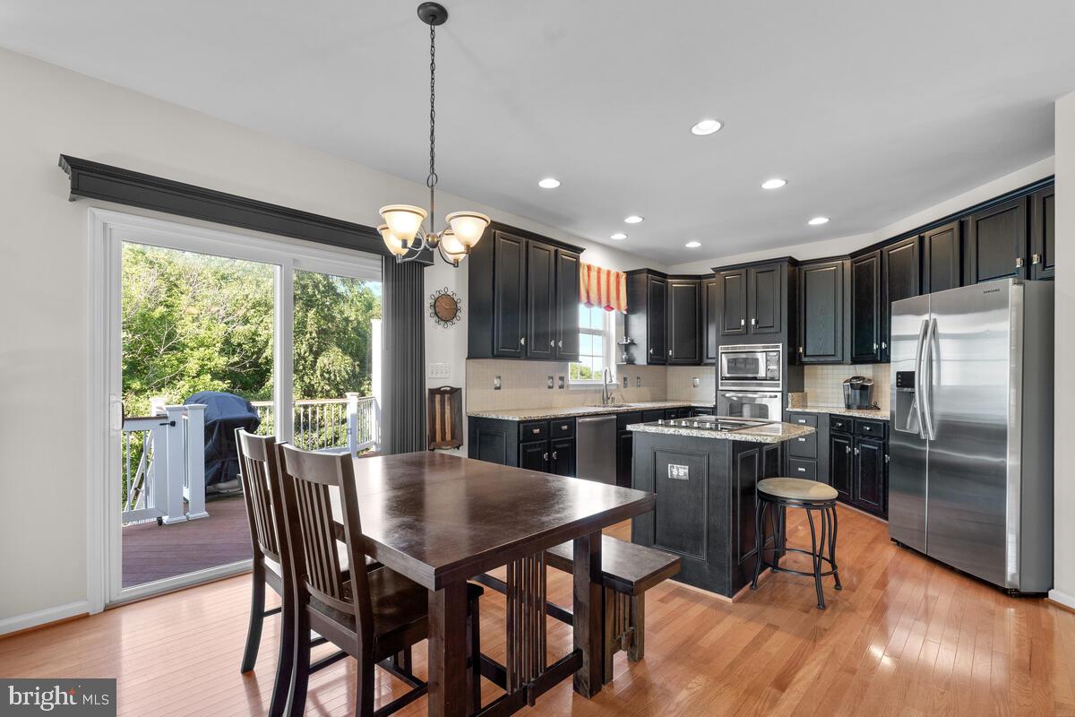 18502 Crossview Road Boyds, MD 20841 - Photo 14 of 68 Table Space Kitchen with Deck Access