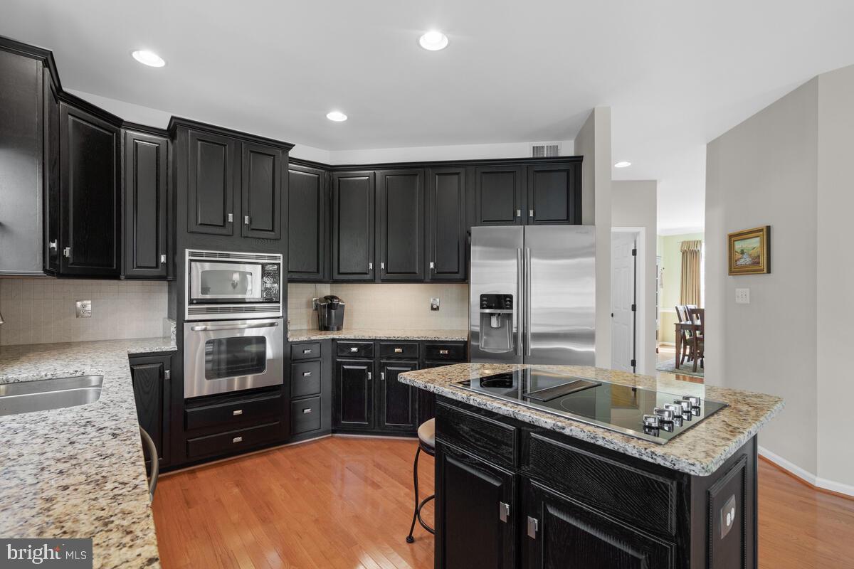 18502 Crossview Road Boyds, MD 20841 - Photo 19 of 68 Upgraded Kitchen with Island