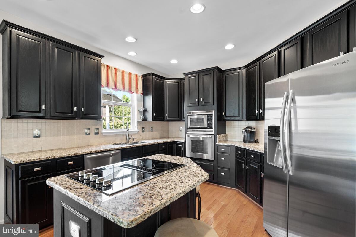 18502 Crossview Road Boyds, MD 20841 - Photo 23 of 68 Upgraded Kitchen with Island