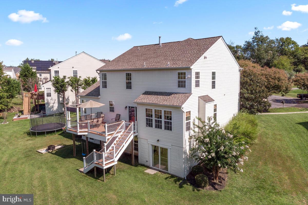 18502 Crossview Road Boyds, MD 20841 - Photo 52 of 68 Backyard