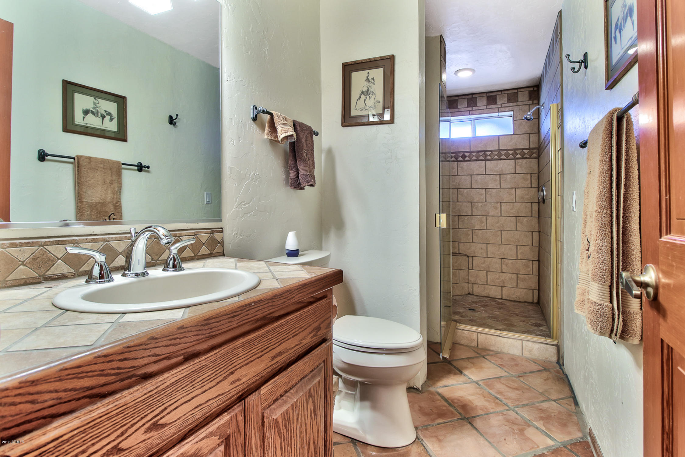 1112 East Maddock Road Phoenix, AZ 85086 - Photo 32 of 53 guest Bathroom