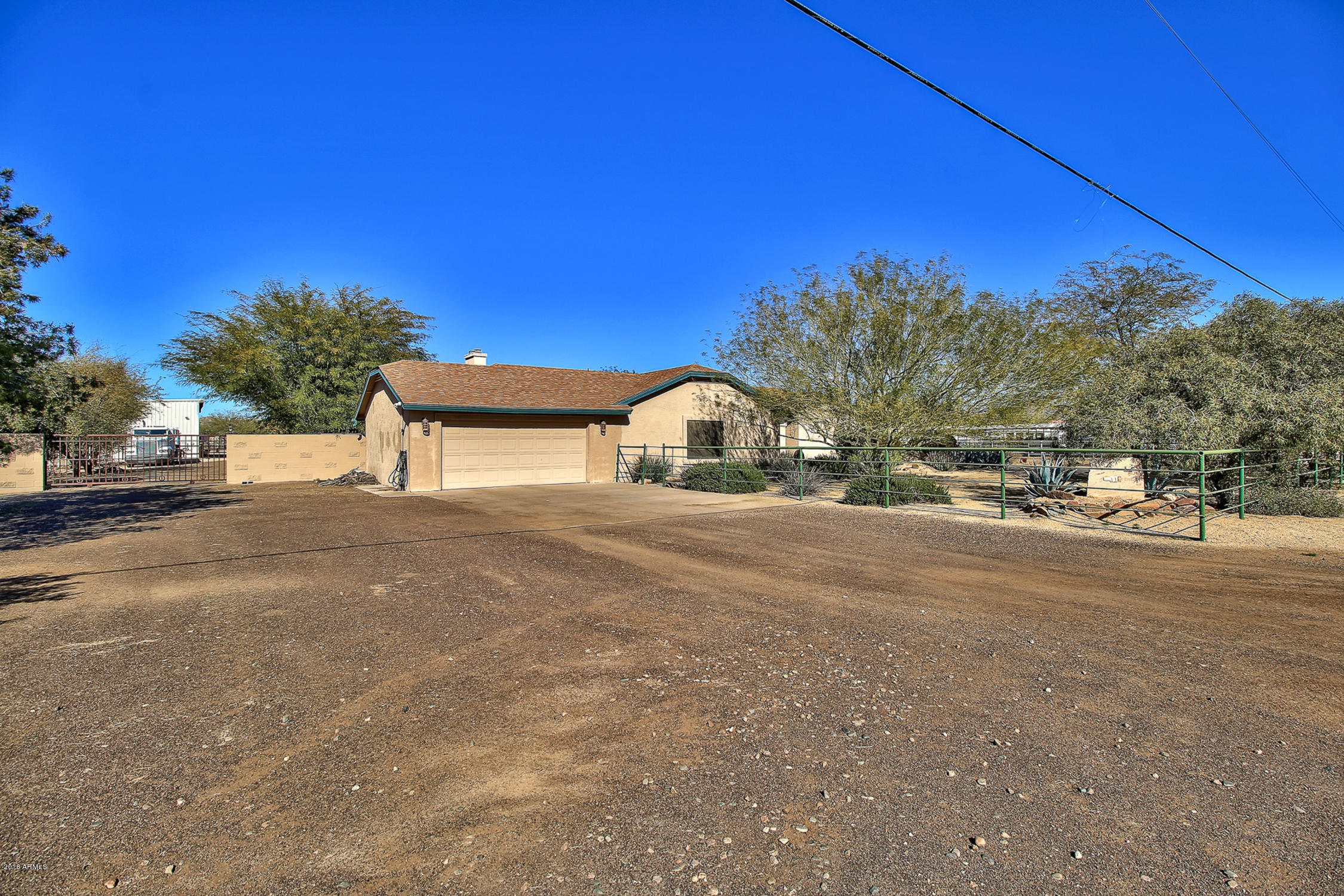 1112 East Maddock Road Phoenix, AZ 85086 - Photo 50 of 53 z Front_of_Home