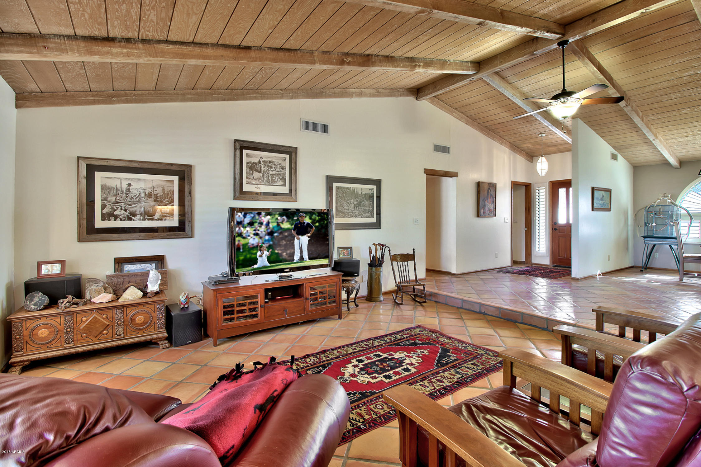 1112 East Maddock Road Phoenix, AZ 85086 - Photo 8 of 53 a Living_Room_1