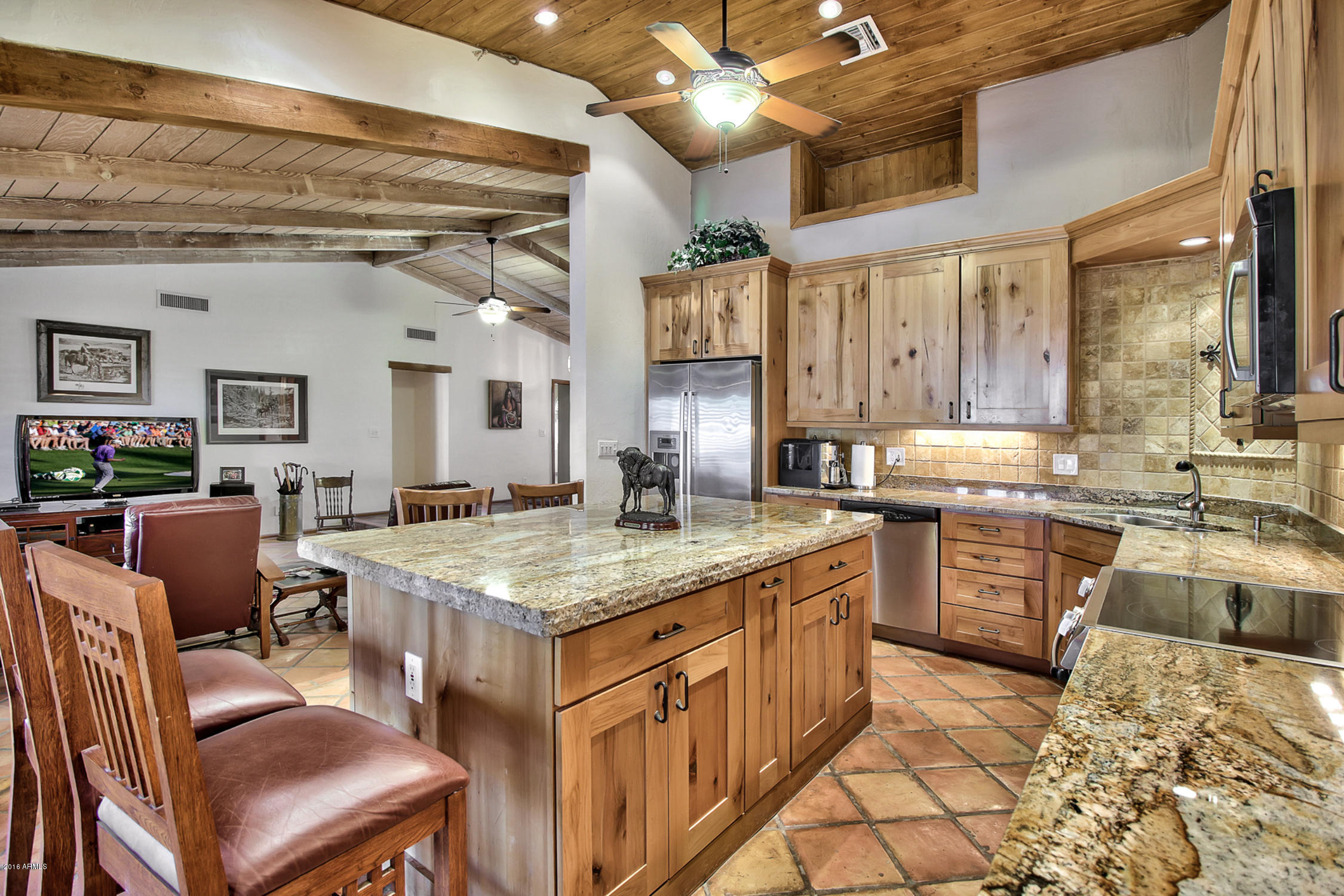1112 East Maddock Road Phoenix, AZ 85086 - Photo 10 of 53 b Kitchen_4