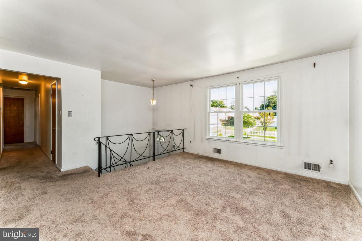 8703 Canberra Drive Clinton, MD 20735 - Photo 11 of 38