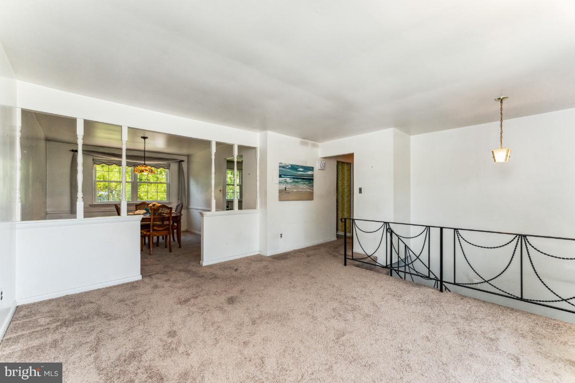 8703 Canberra Drive Clinton, MD 20735 - Photo 5 of 38