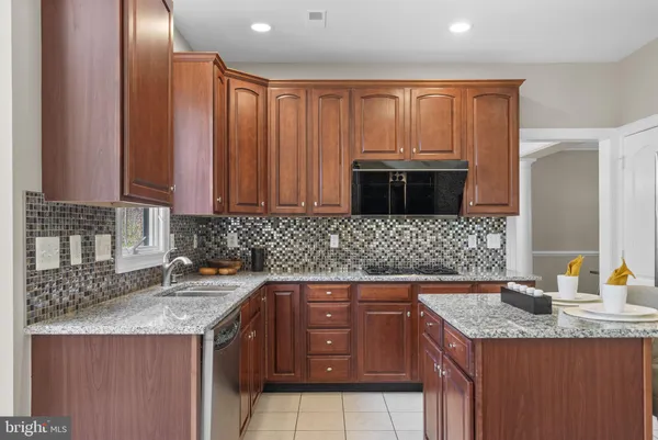 $900,000 | 14128 Bear Creek Drive, Boyds, MD 20841
