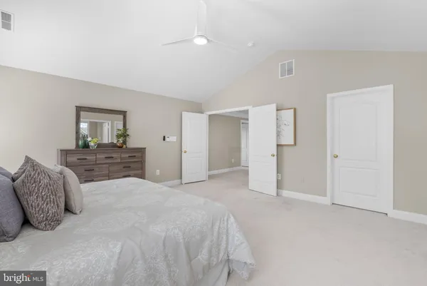 $900,000 | 14128 Bear Creek Drive, Boyds, MD 20841