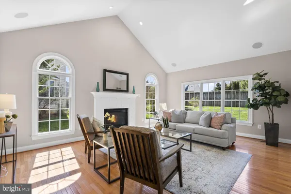 $900,000 | 14128 Bear Creek Drive, Boyds, MD 20841