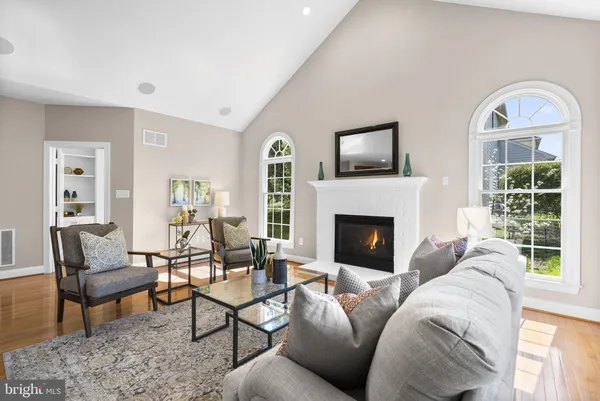 $900,000 | 14128 Bear Creek Drive, Boyds, MD 20841