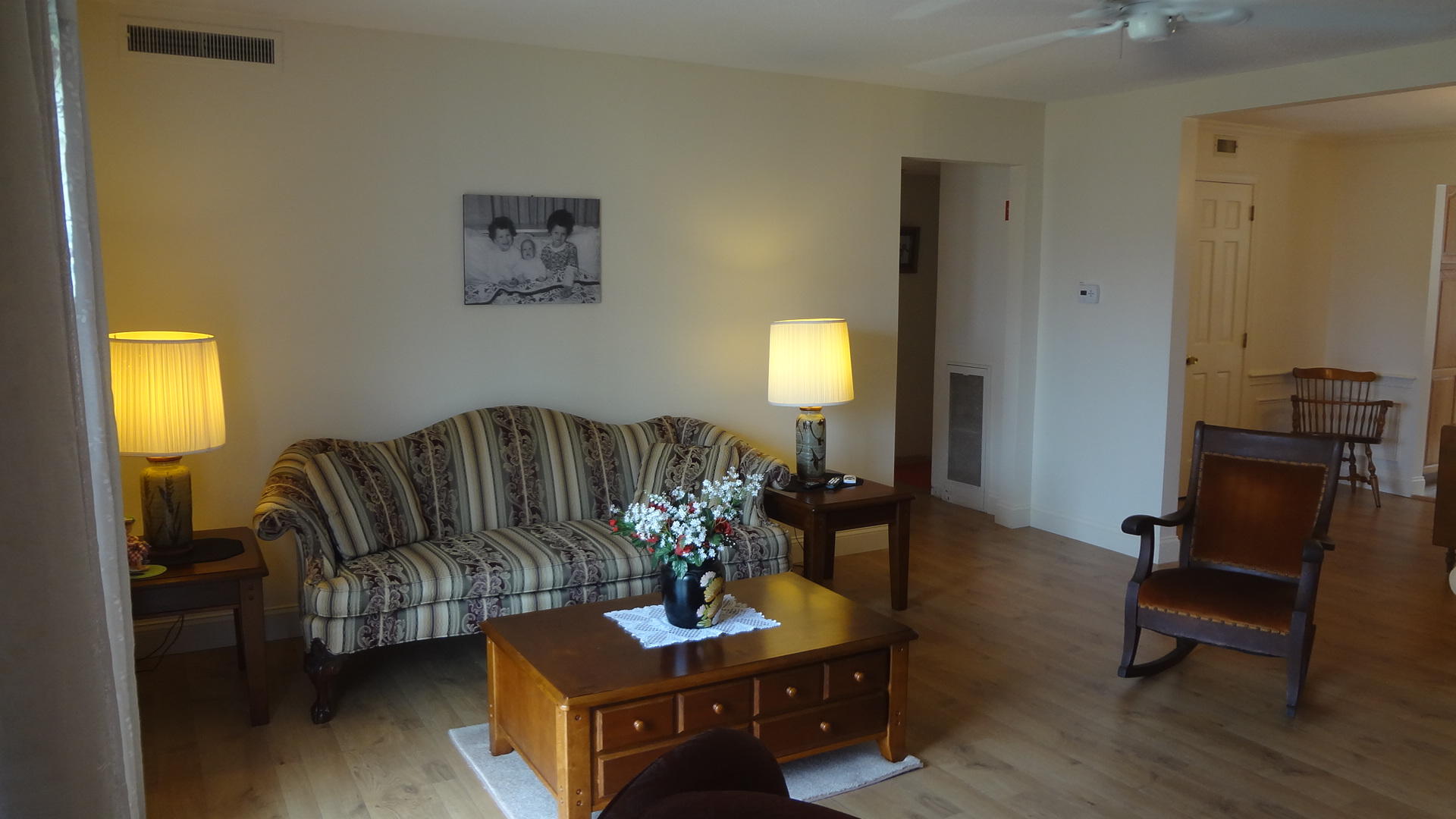 683 Old Post (rt 6a Main St ) Road, Unit 16 Dennis, MA 02638 - Photo 6 of 23 a living room with furniture and a potted plant