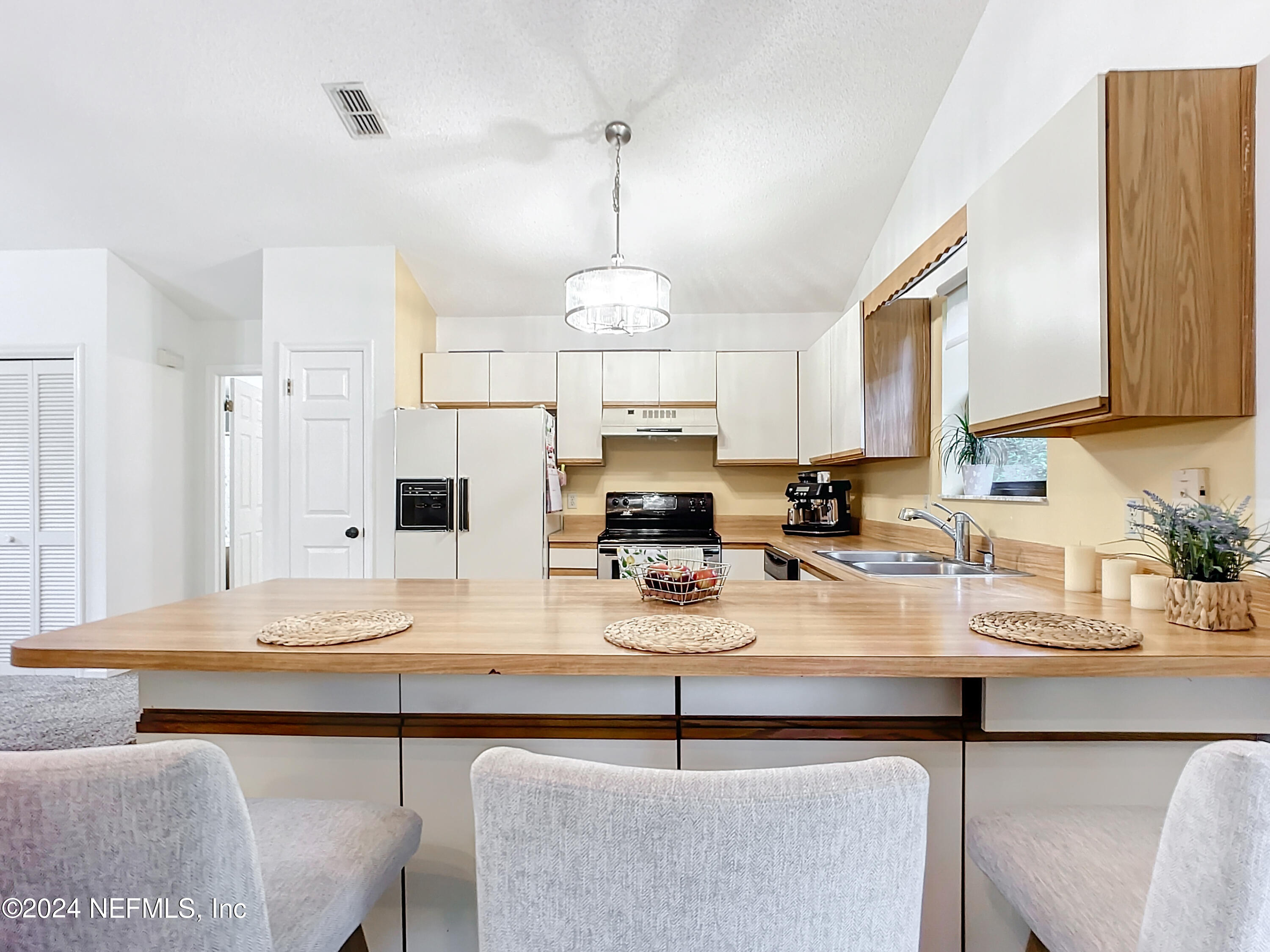 11486 Old Plank Road Jacksonville, FL 32220 - Photo 15 of 39 16 Kitchen