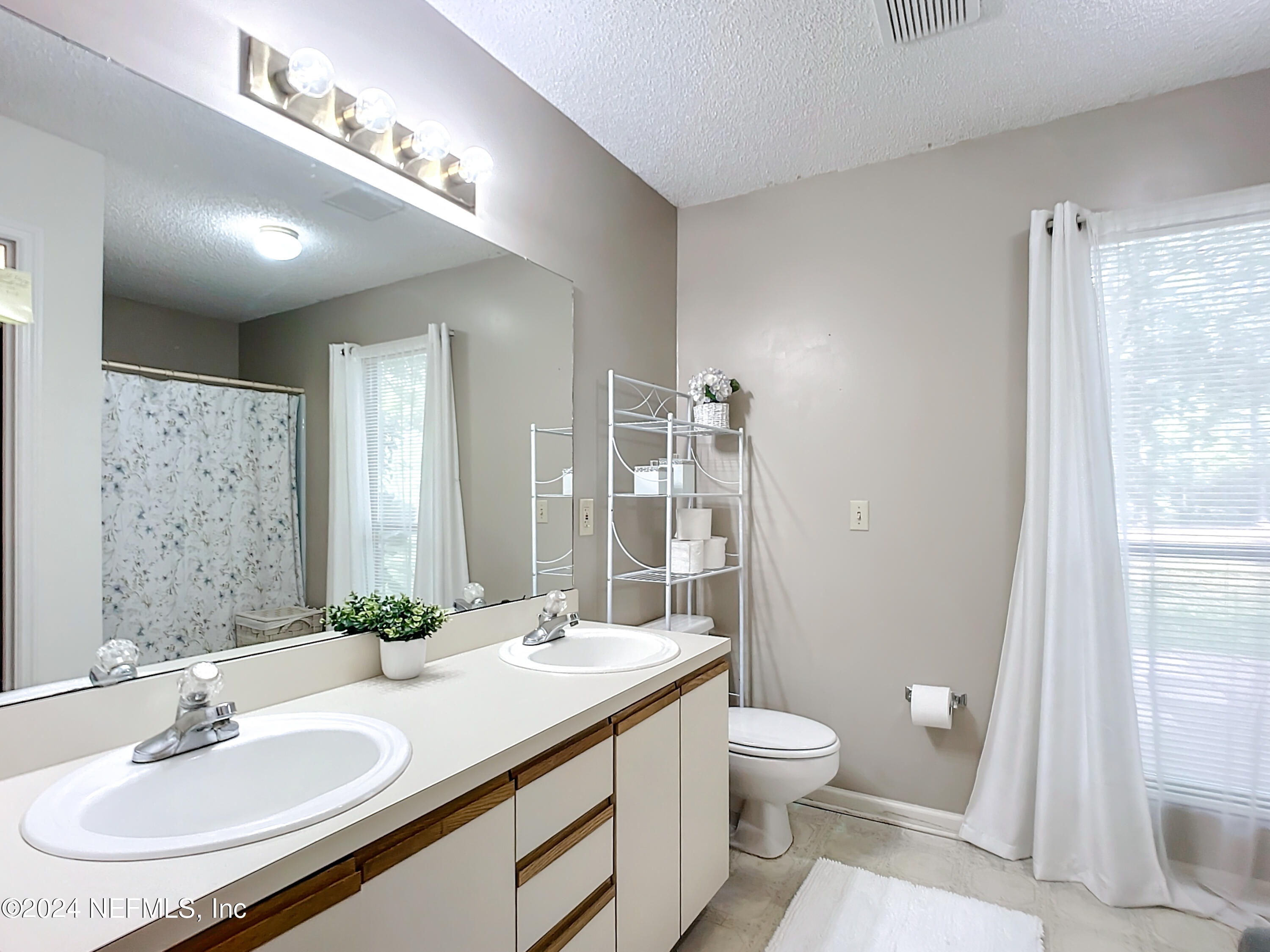 11486 Old Plank Road Jacksonville, FL 32220 - Photo 23 of 39 24 Main Bath