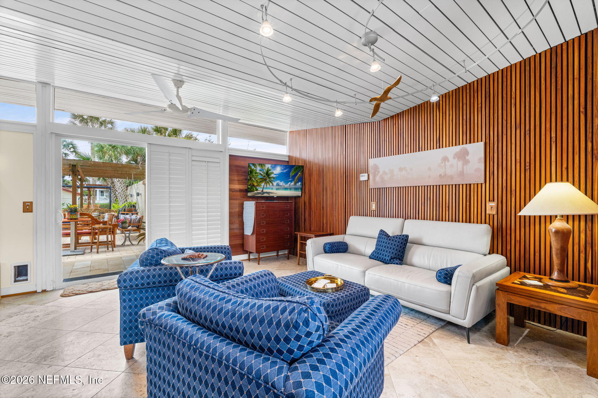 4 Unit C family room 1
