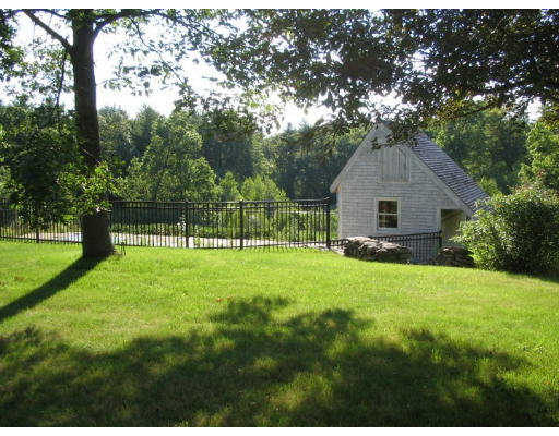 29 Charles Road Groton, MA 01450 - Photo 4 of 9 Gallery Image 4