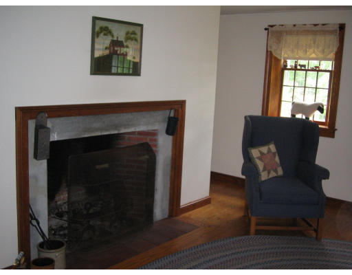 29 Charles Road Groton, MA 01450 - Photo 8 of 9 Gallery Image 8
