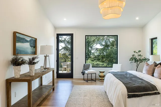 $2,949,000 | 559 East Spring Street, Napa, CA 94559