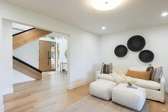 $2,949,000 | 559 East Spring Street, Napa, CA 94559