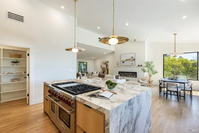 $2,949,000 | 559 East Spring Street, Napa, CA 94559