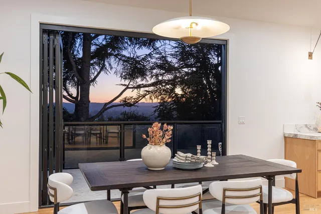 $2,949,000 | 559 East Spring Street, Napa, CA 94559