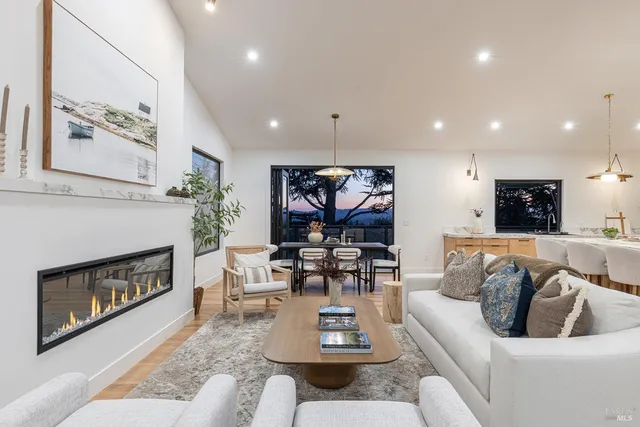 $2,949,000 | 559 East Spring Street, Napa, CA 94559