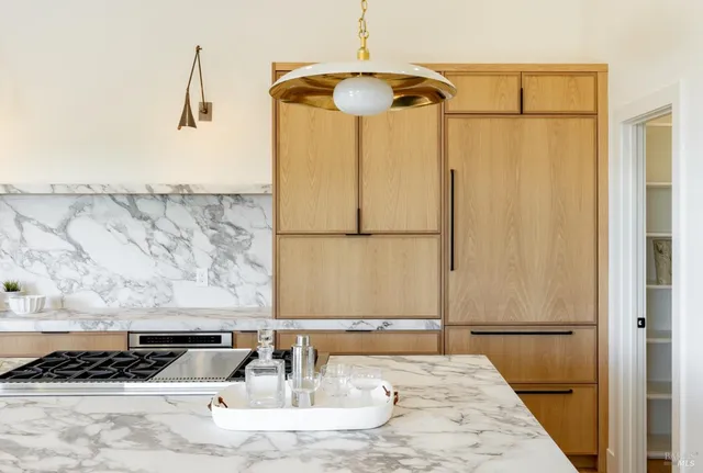 $2,949,000 | 559 East Spring Street, Napa, CA 94559