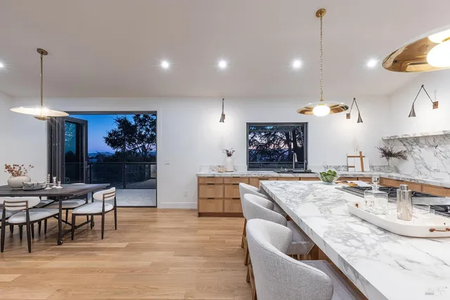 $2,949,000 | 559 East Spring Street, Napa, CA 94559