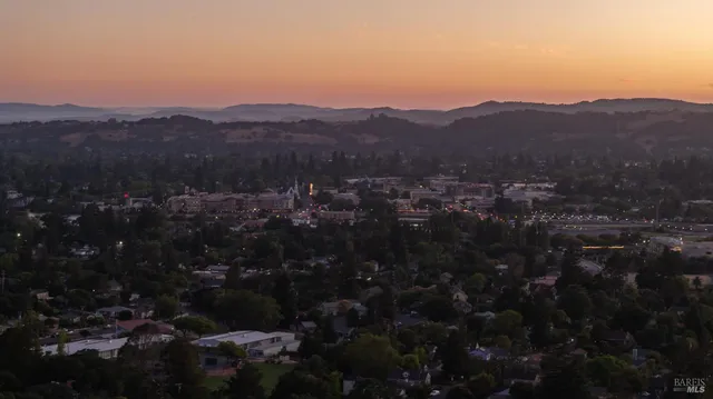 $2,949,000 | 559 East Spring Street, Napa, CA 94559