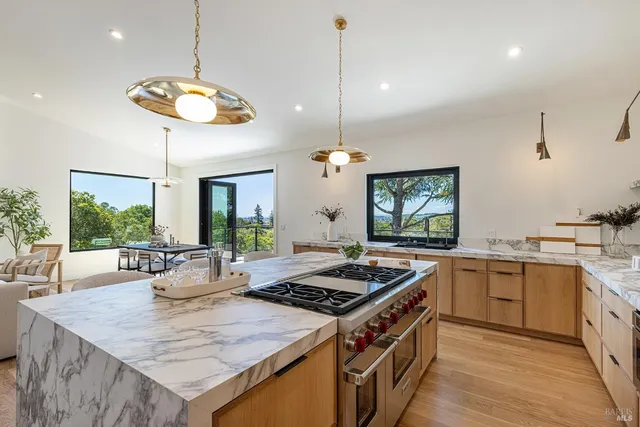 $2,949,000 | 559 East Spring Street, Napa, CA 94559