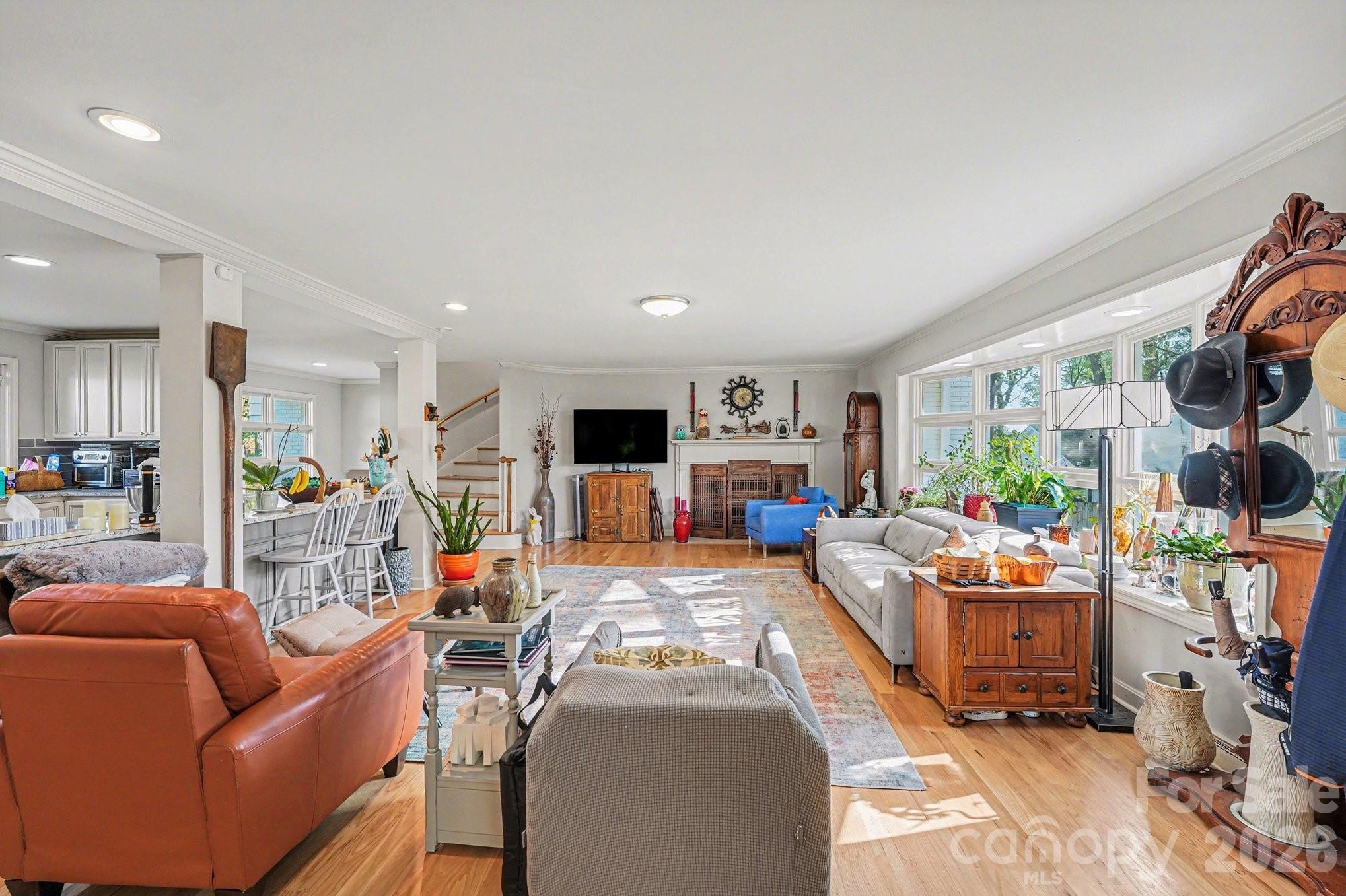 507 Florham Drive High Point, NC 27262 - Photo 4 of 28