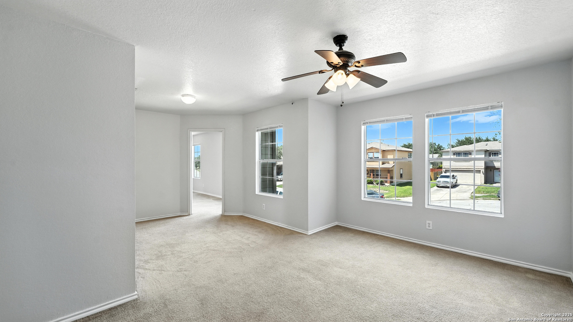 209 Hinge Path Cibolo, TX 78108 - Photo 37 of 40