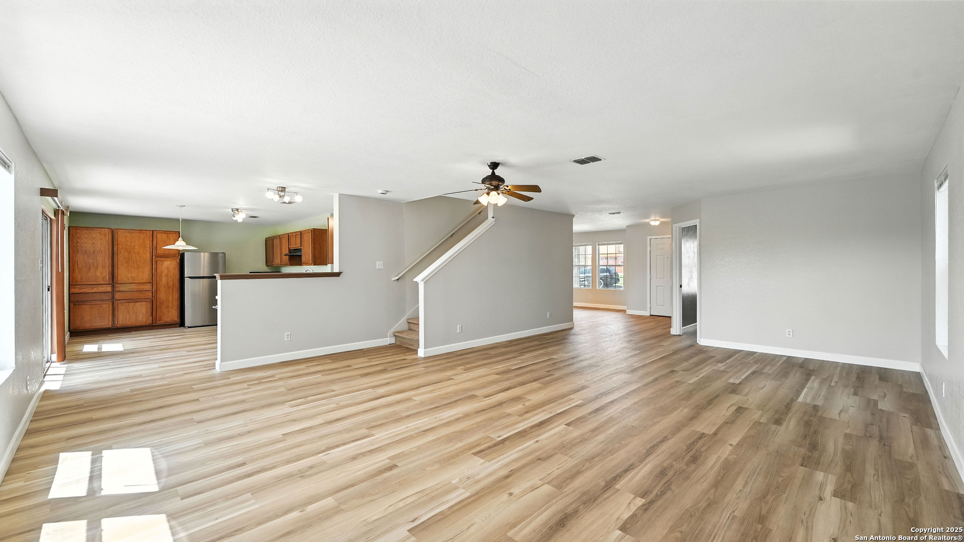 209 Hinge Path Cibolo, TX 78108 - Photo 9 of 40