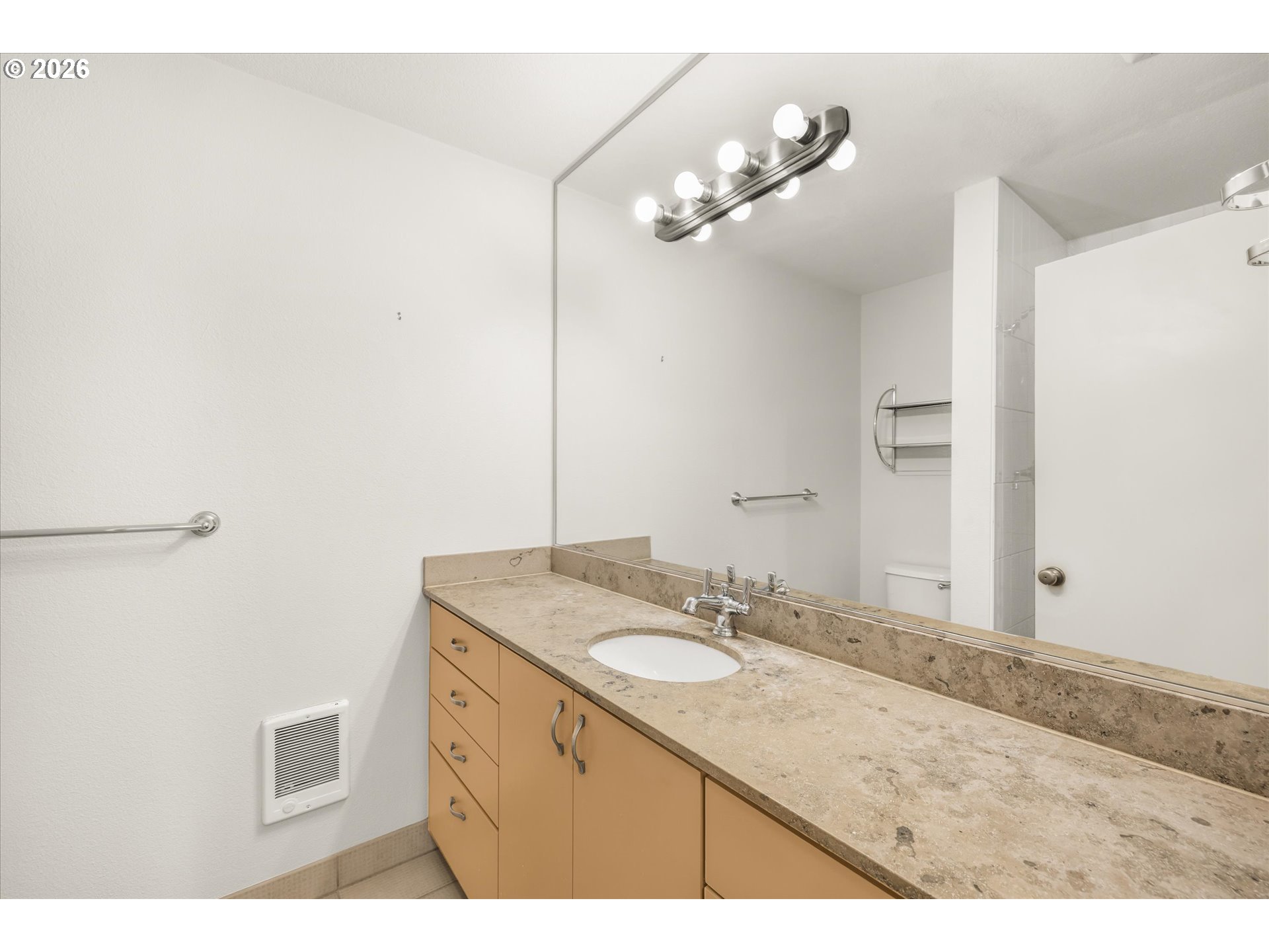 200 Southwest Burnham Road, Unit T404 Lake Oswego, OR 97034 - Photo 29 of 36