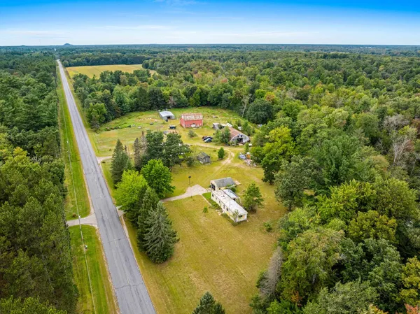 $469,900 | 458 County Rd O, Hancock, WI 54943