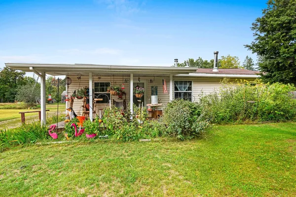 $469,900 | 458 County Rd O, Hancock, WI 54943