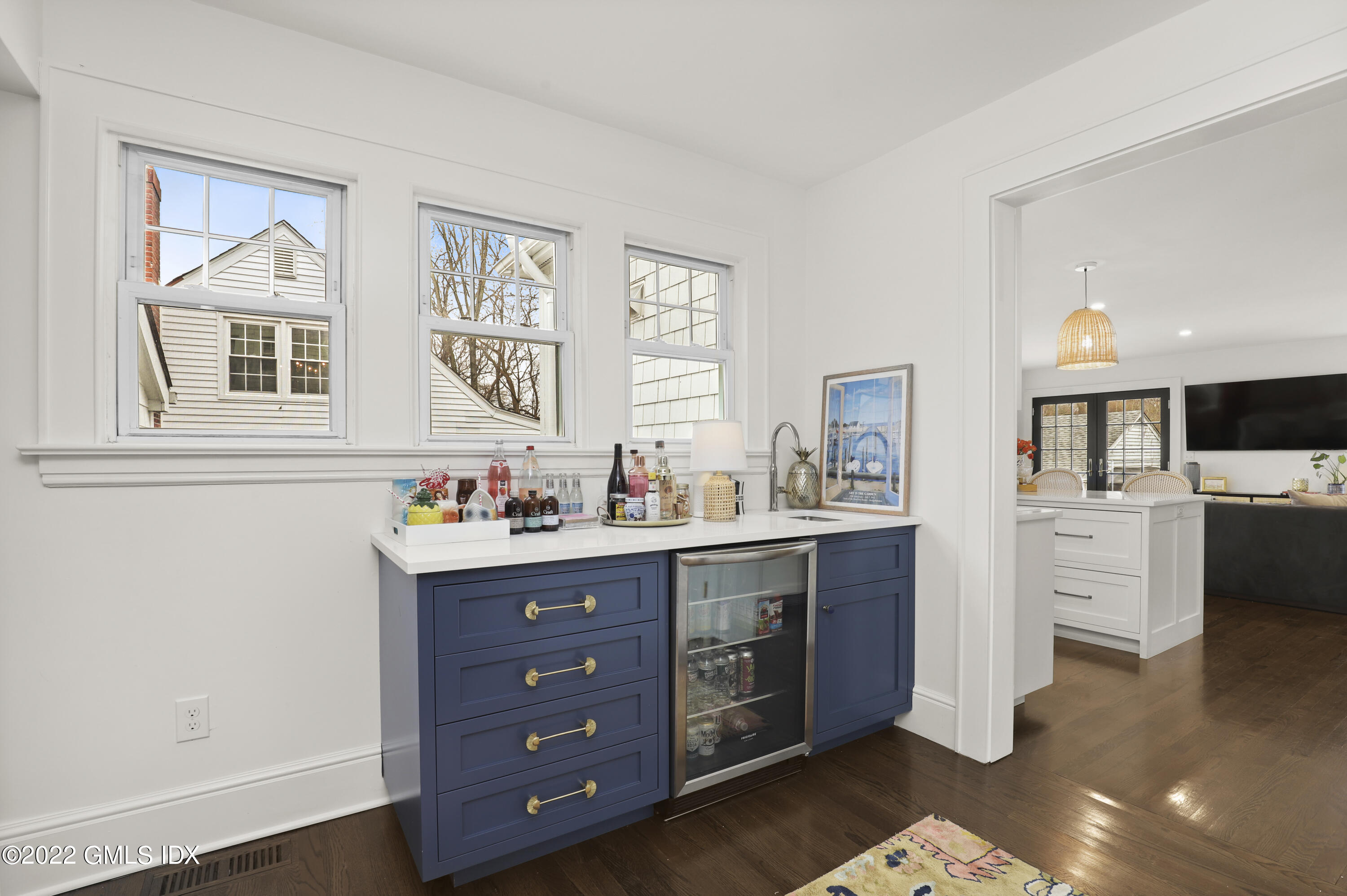 34 Hassake Road Old Greenwich, CT 06870 - Photo 8 of 34 34 Hassake Rd Old Greenwich CT-print-014