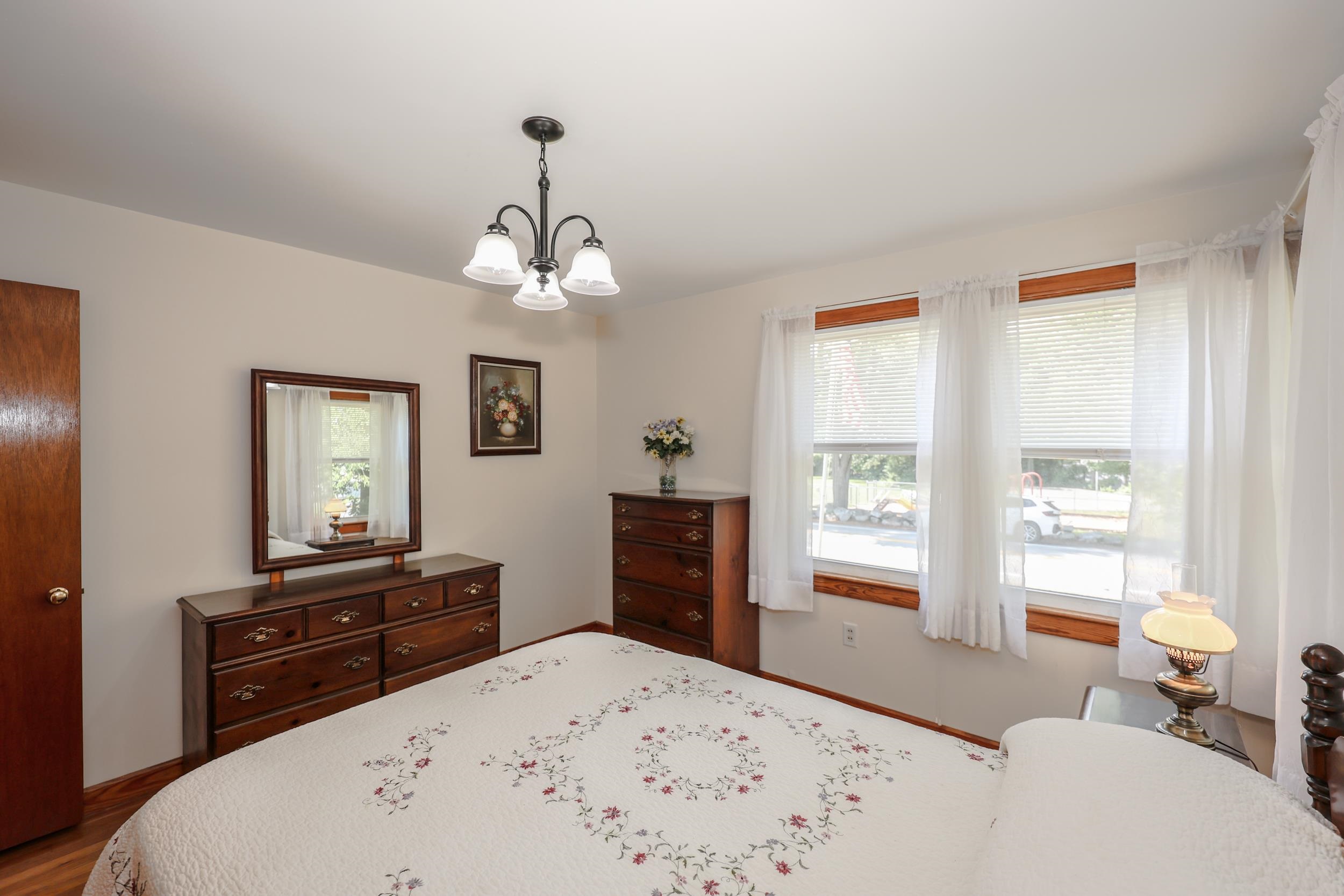 68 Robinson Road Nashua, NH 03060 - Photo 38 of 54