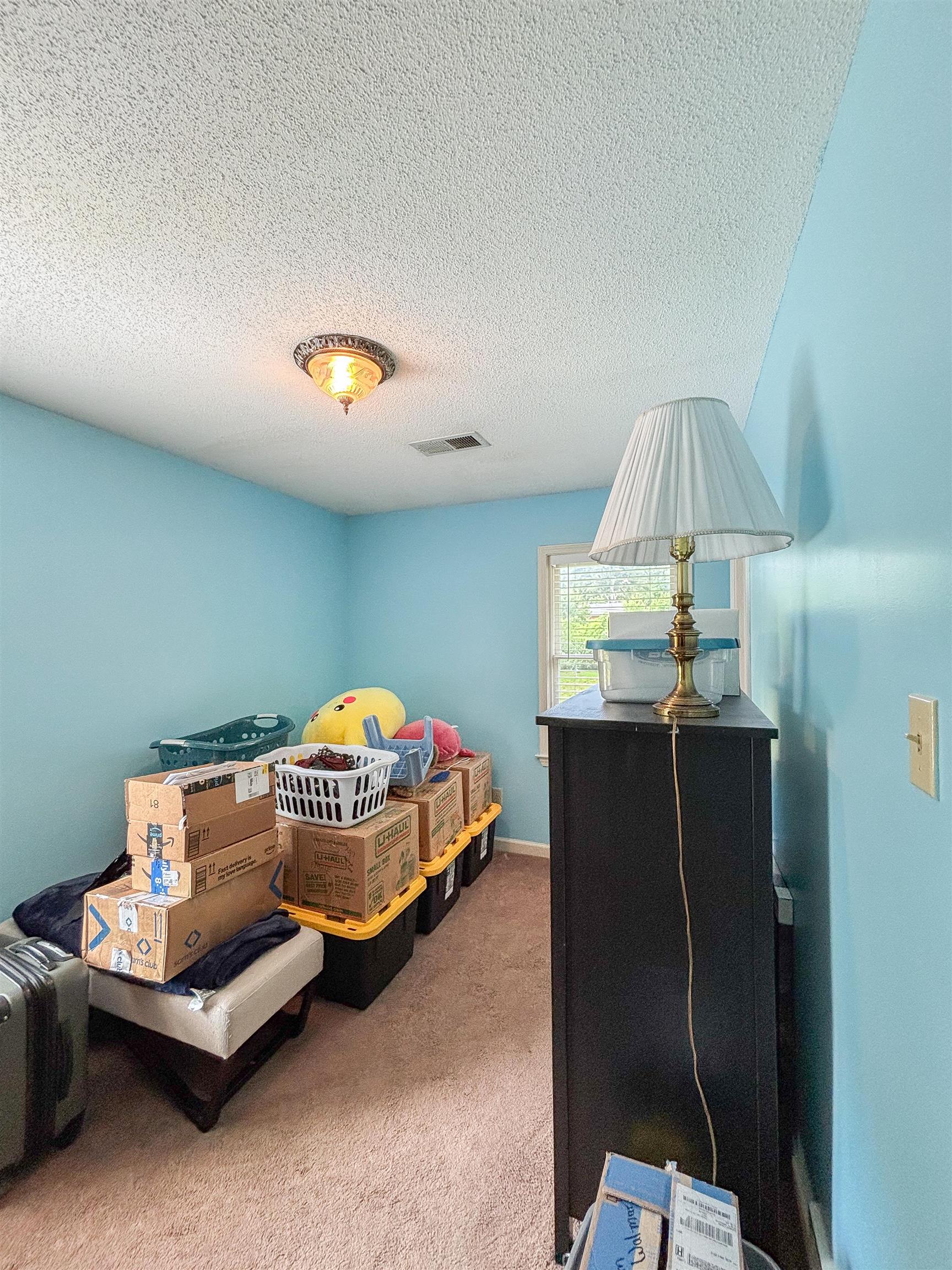 5339 Virgil Road Bartlett, TN 38134 - Photo 15 of 25 a living room with furniture