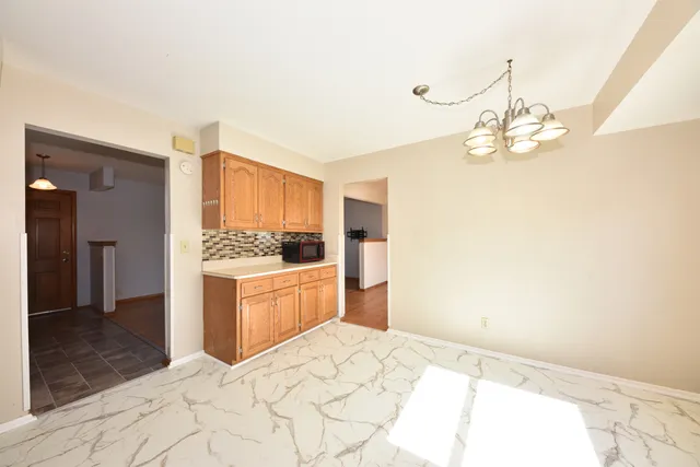 $354,900 | 635 East Price Avenue, Milwaukee, WI 53207