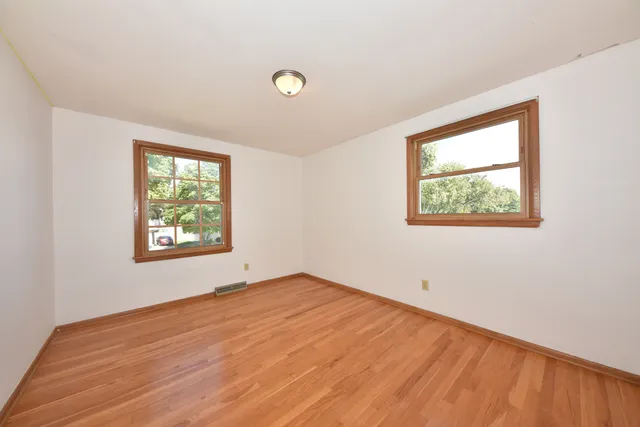 $354,900 | 635 East Price Avenue, Milwaukee, WI 53207