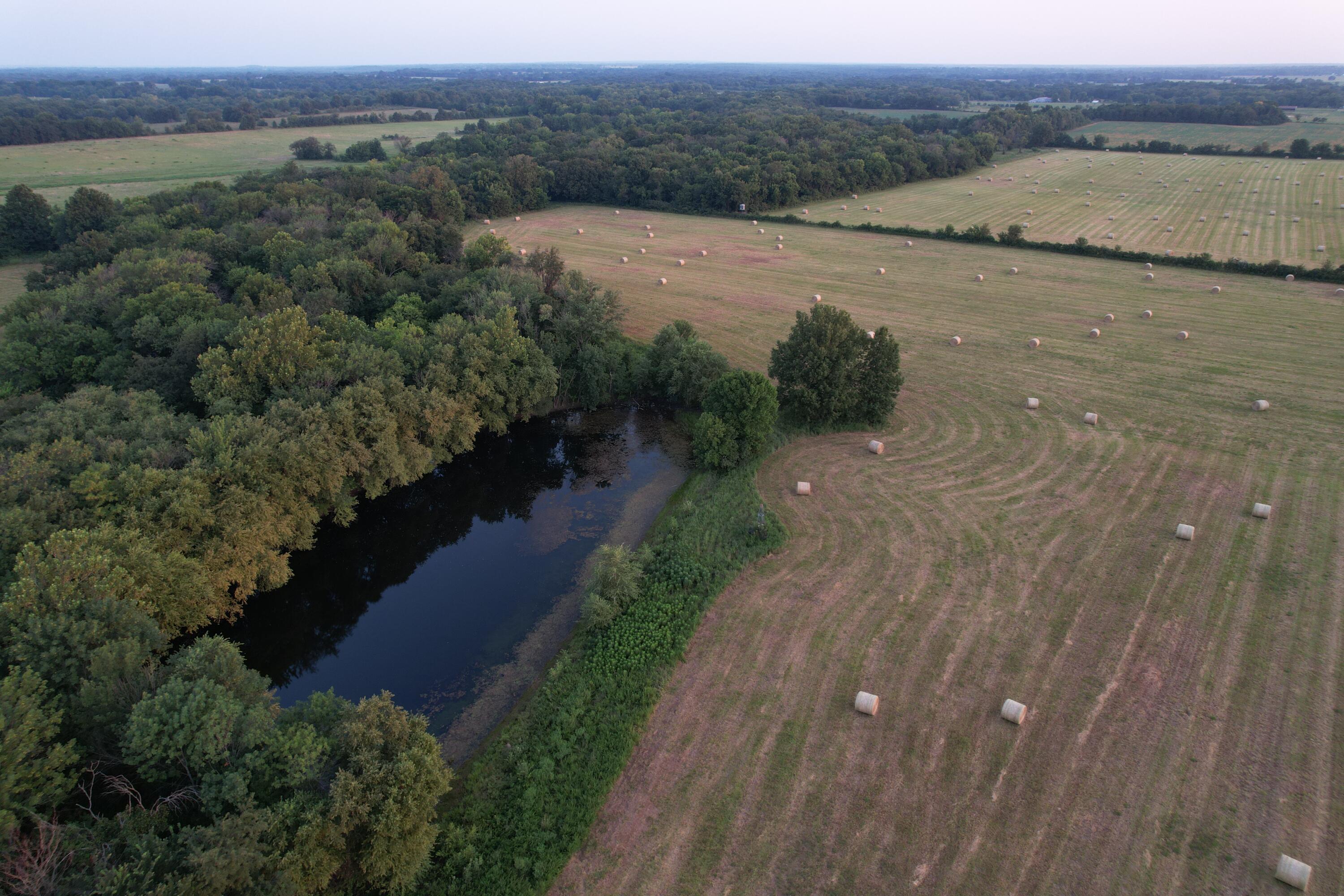 220 Northwest 40th Road Lamar, MO 64759 - Photo 4 of 90 DJI_0333