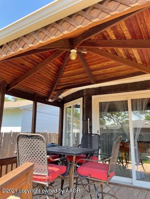 5003 Parker Street Amarillo, TX 79110 - Photo 18 of 20 a outdoor space with patio lots of furniture and windows
