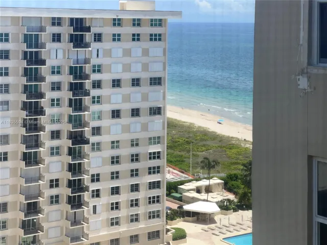 $299,900 | 2000 South Ocean Boulevard, Unit 16P, Lauderdale-by-the-Sea, FL 33062