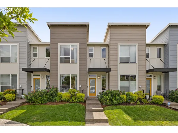 $399,900 | 3478 Southeast Birchleaf Street, Hillsboro, OR 97123