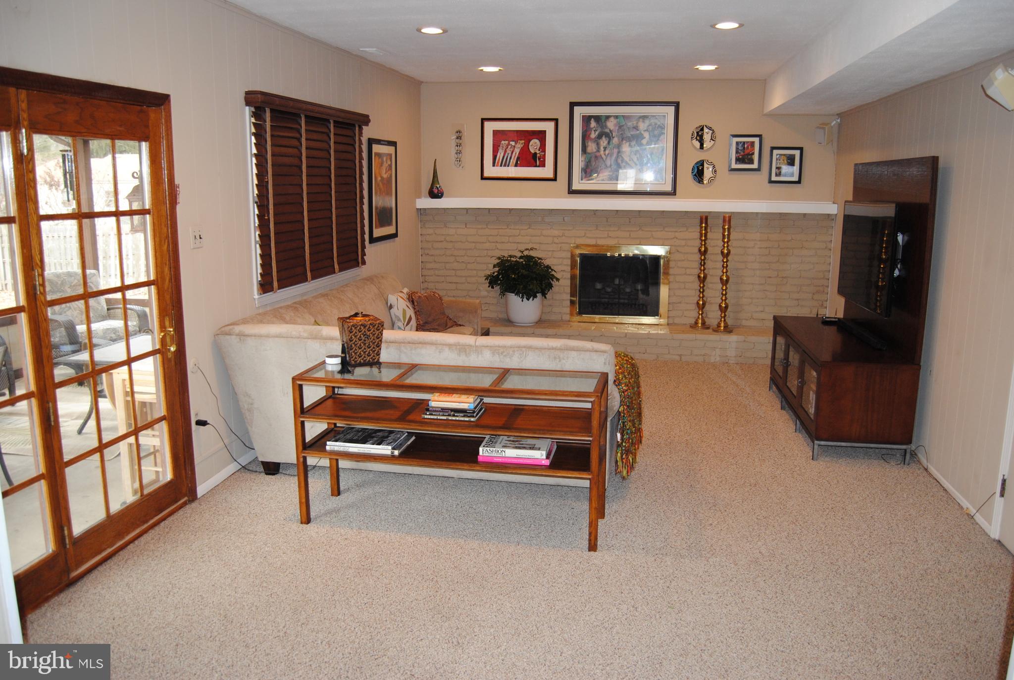6125 Brockton Road Hatboro, PA 19040 - Photo 14 of 42 Family Room