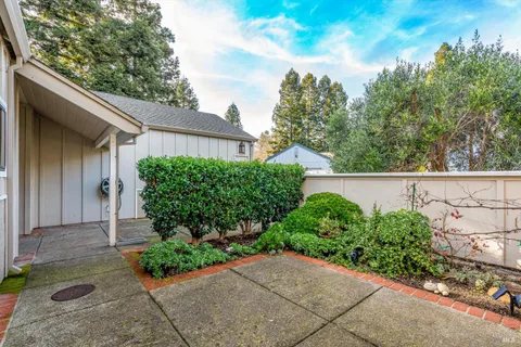 $860,000 | 862 Princeton Drive, Sonoma, CA 95476