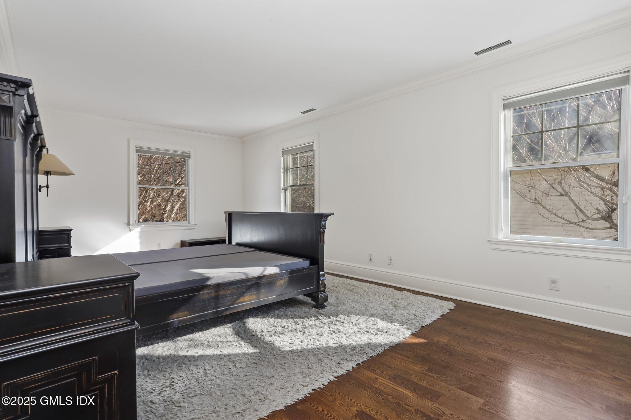 21 Prospect Street Greenwich, CT 06830 - Photo 16 of 28 21-web-or-mls-21-prospect-st