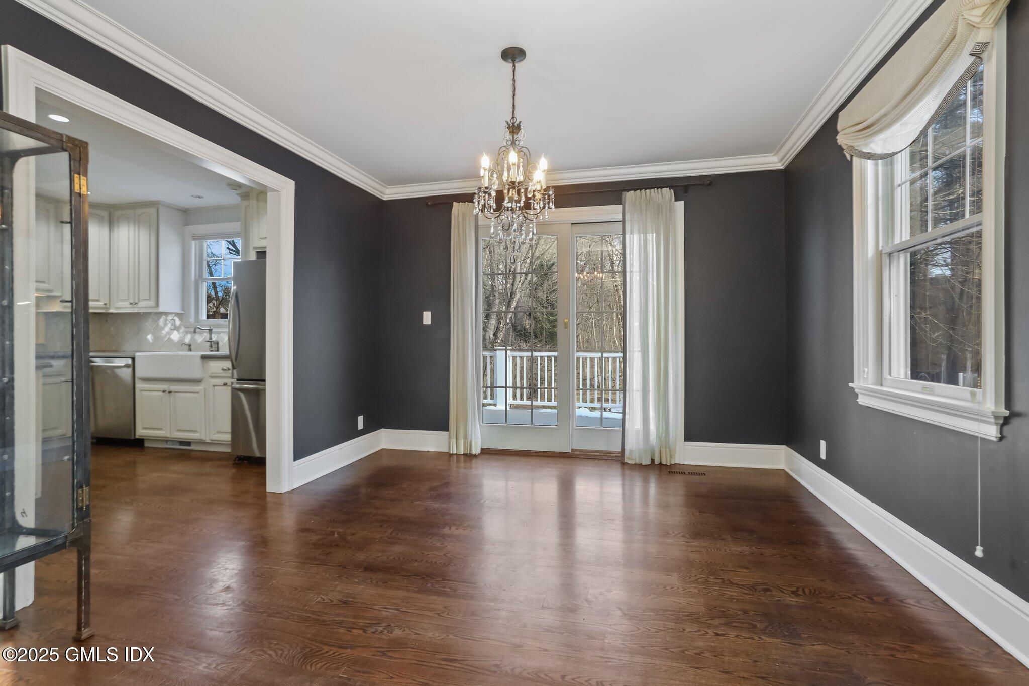 21 Prospect Street Greenwich, CT 06830 - Photo 10 of 28 8-web-or-mls-21-prospect-st