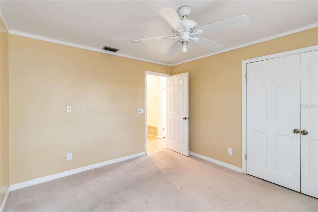 924 Wald Road Orlando, FL 32806 - Photo 35 of 66 a view of an empty room